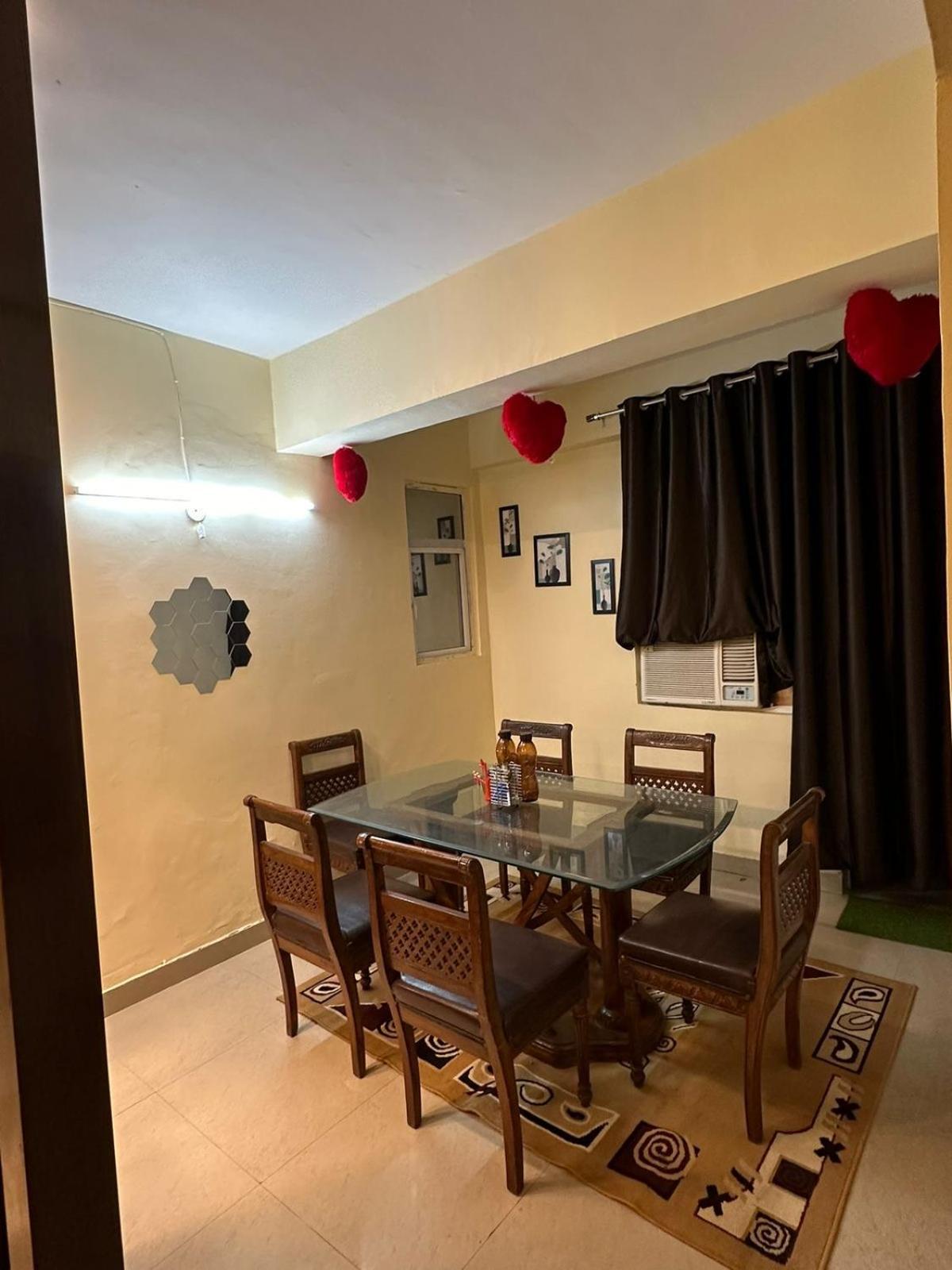 Royal Ambience Lejlighed Ghaziabad Eksteriør billede